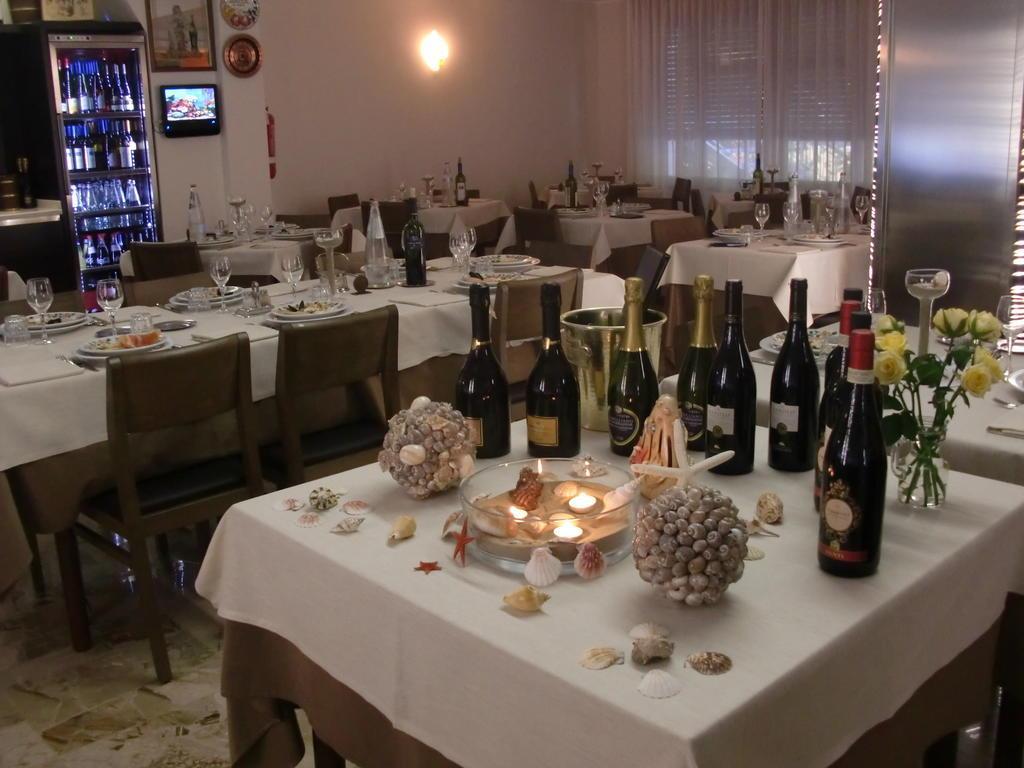 Hotel Coppe Jesolo Екстериор снимка