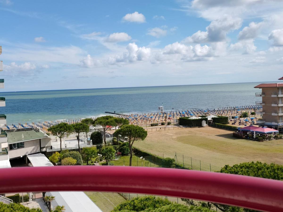 Hotel Coppe Jesolo Екстериор снимка